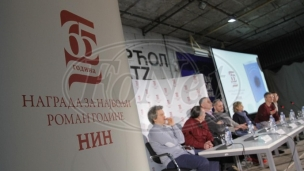 Uži izbor za roman godine